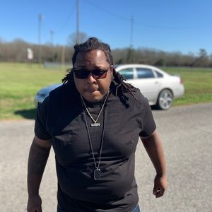 Meet your Posher, Travis